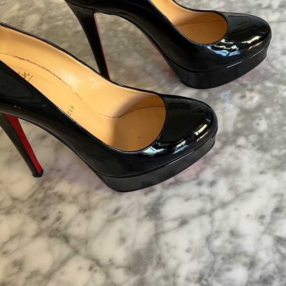 LOUBOUTINS SIZE 37 - Picture 2 of 5